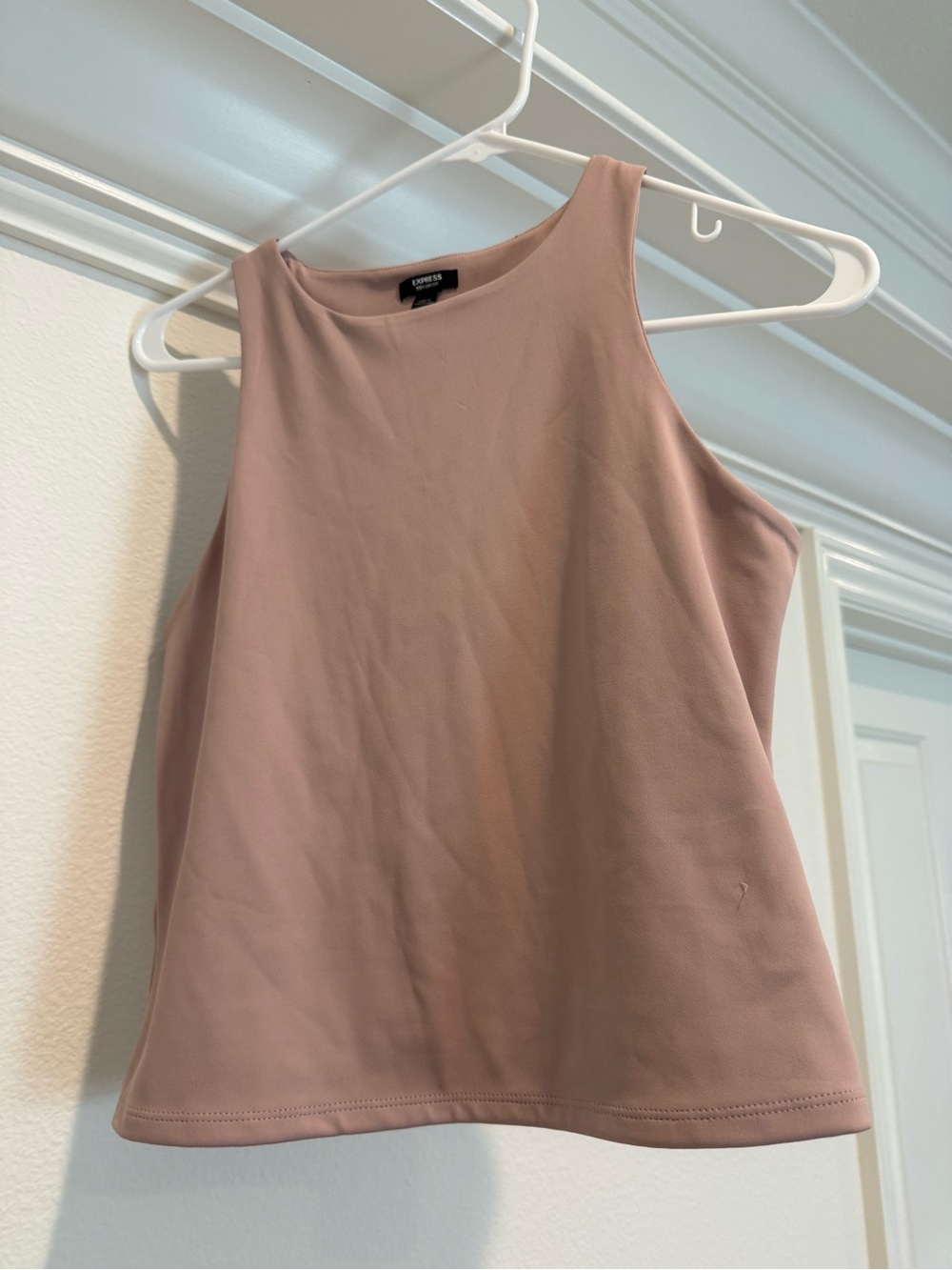 Express Sleeveless Crewneck Tank Top - Mauve Pink